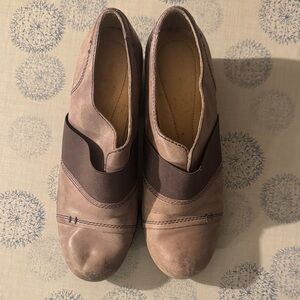 Naturalizer leather ankle booties women’s 6.5M